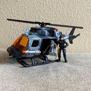 TOYS R US EXCLUSIVE RETIRED TRUE HERO SENTINEL 1 HELICOPTER SET